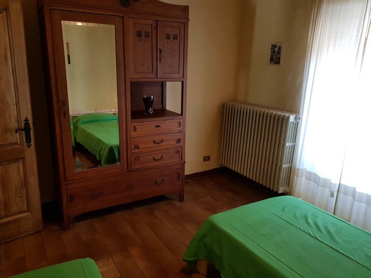 Agriturismo Podere Omomorto Пратовекио Екстериор снимка